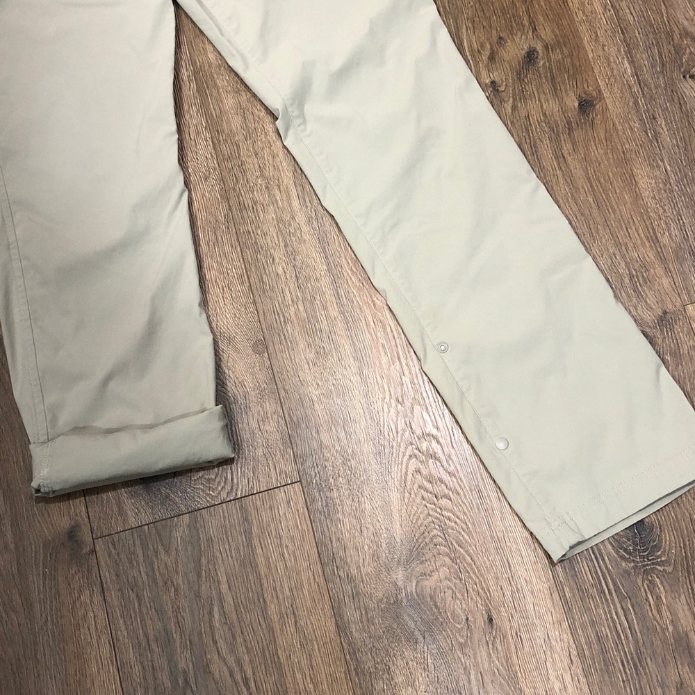 EddieBauer Wms Khaki HIKING PANTS RollUp Leg Mesh Pockets EUC - Picture 2 of 8